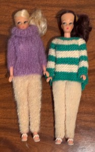 lot 181 image: Two Vintage Barbie Dolls
