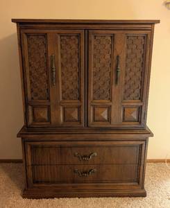 lot 23 image: Vintage Dixie Casa Bonita Spanish Style Dresser