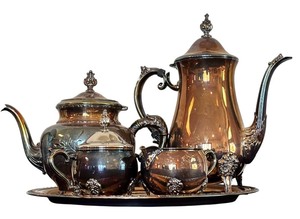lot 108 image: Tea Party Vintage Silver-Plated Tea Pot, Coffee Pot, Sugar & Cream and Round Platter