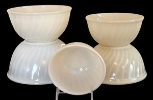 lot 116 image: Vintage Nesting Swirl Fire King Milk Glass Mixing Bowls