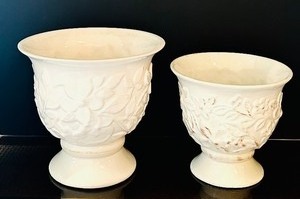 lot 180 image: Two Pretty White Vase Pots Pottery Grapes & Vines