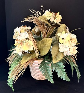 lot 162 image: Pretty Petite Ceramic Pot with Faux Florals