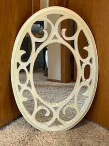 lot 164 image: Gorgeous White Wood Framed Wall Mirror
