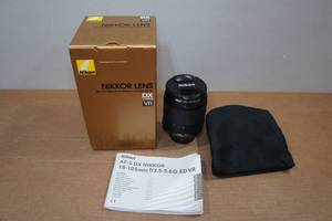 lot 52 image: Nikon Nikkor DX VR 18-105mm 3.5-5.6 Camera Lens