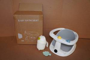 lot 3 image: Baby Bath Seat