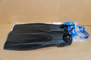 lot 106 image: Cressi Pro Light Open Heel Scuba Diving Fins -Size XXL