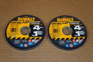 lot 122 image: 2 DeWalt 5-Packs Metal Cut Off Discs