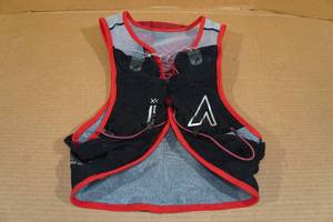 lot 127 image: Ultraspire Big Bronco Race Vest