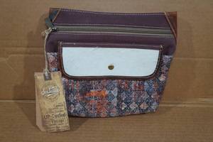 lot 134 image: Sixtease Redwood Canvas Fanny Pack