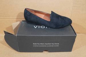 lot 143 image: Vionic Willa Womens Flats - Size 9.5