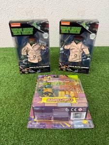 lot 103 image: Teenage Mutant Ninja Turtles Figures