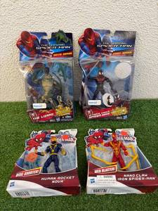 lot 142 image: Spider-Man Figures