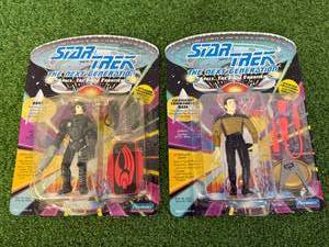 lot 172 image: Star Trek The Next Generation Figures