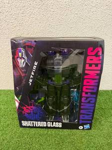 lot 174 image: Transformers Shattered Glass Jetfire