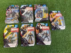 lot 212 image: Marvel Figures