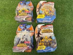 lot 213 image: Transformers Beast Hunters