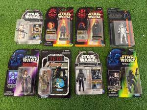 lot 219 image: Star Wars Figures