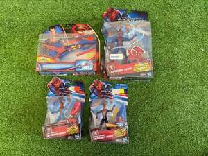 lot 221 image: Spider-Man & Superman