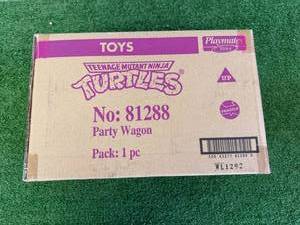 lot 240 image: Teenage Mutant Ninja Turtles Party Wagon #81288 Sealed Box