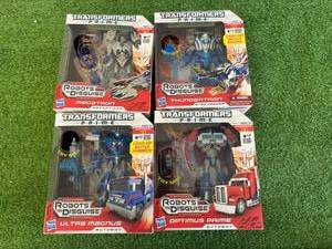 lot 243 image: Transformers Prime Robots in Disguise