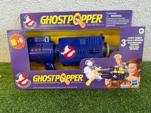 lot 246 image: Ghostbusters Ghost Popper
