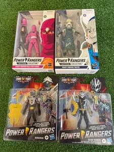 lot 251 image: Power Rangers Dino Fury & Lightning Collection