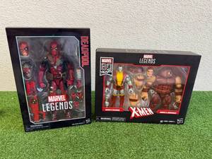 lot 261 image: Marvel Legends Deadpool & X-Men
