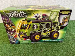 lot 282 image: Teenage Mutant Ninja Turtles Turtle Assault Van