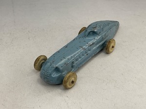 lot 17 image: M&L Toy Co. Blue Diecast Toy Race Car