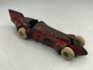 lot 22 image: Kilgore Mfg. Co. Cast Iron Rocket Toy Race Car - Red