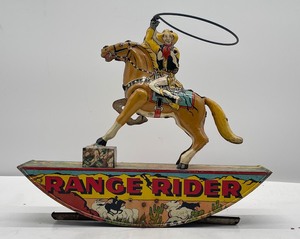 lot 20 image: Vintage Marx Range Rider Tin Lithograph Wind Up Toy