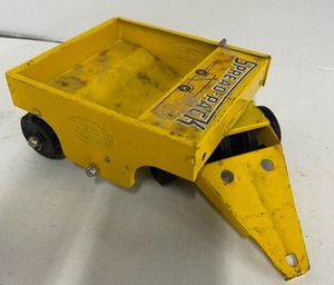 lot 54 image: Tonka Pressed Steel Spread Pack Trailer