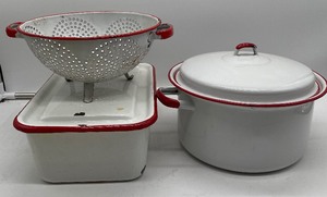 lot 177 image: Red and White Enamelware Cookware Set 3 PC Lot