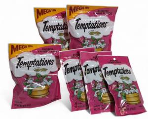 lot 61 image: Temptations Lot - (6) Bags in Blissful Catnip Flavor