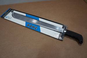 lot 76 image: Gordon 18 Serrated Machete