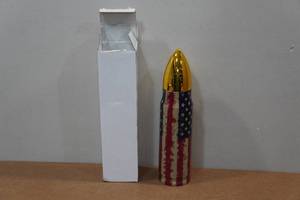 lot 92 image: Bullet Shaped USA Flag Themed Thermos