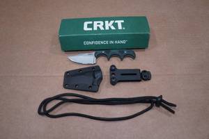 lot 121 image: CRKT Minimalist Fixed Blade Hunting Knife