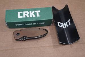 lot 125 image: CRKT Squid Folding Hunting Knife