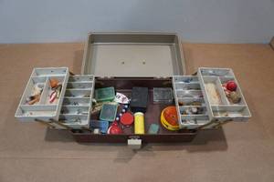 lot 152 image: Tackle Box with Assorted Tackle