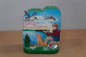 lot 177 image: Vintage The Original Hunting Clock