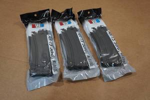 lot 189 image: 3 RWB 30 Round AR-Format Magazines