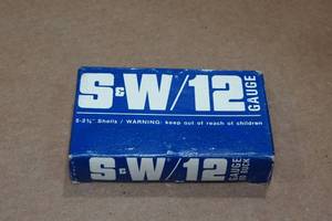 lot 414 image: 5 Smith & Wesson 12 Gauge 2-34 00 Buck Shotshells