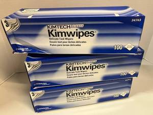 lot 121 image: Kimtech Delicate Task Wipers