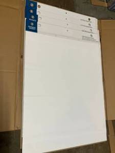 lot 26 image: Self-Sticky Easel Pads
