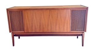 lot 2 image: Vintage Mid Century Telefunken Stereo Console with Record Player