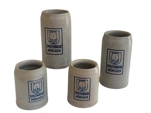 lot 28 image: Set of 4 Vintage Spatenbrau Munchen Beer Steins, 5 in and 7.5 in