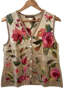 lot 69 image: Floral Knit Sweater Vest with Button Front