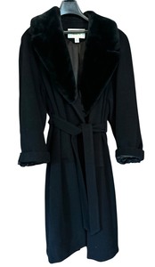 lot 114 image: Talbots Petites Black Belted Coat with Faux Fur Collar Size 12