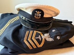 lot 148 image: Vintage U.S. Navy Uniform Set with Cap, Jacket, and Pants, Medical Bullion Patch
