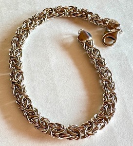lot 16J image: Sterling Silver 6.5 Byzantine Chain Bracelet, Marked 925 Turkey